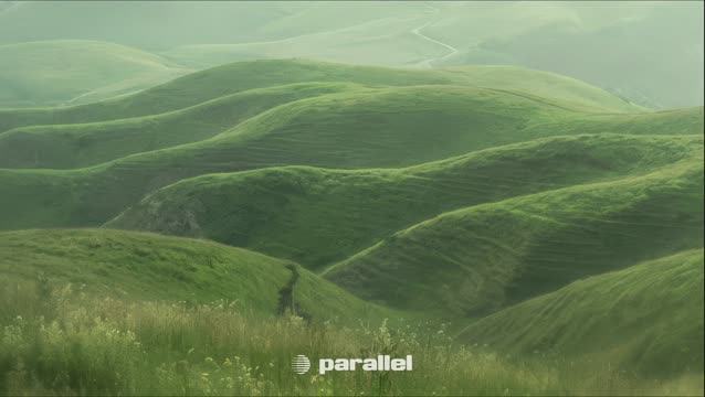 Parallel post creative